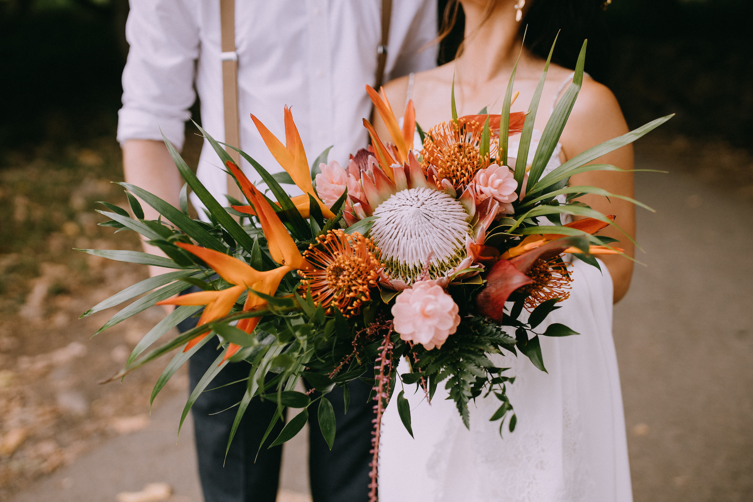 tropical-wedding-bouquet